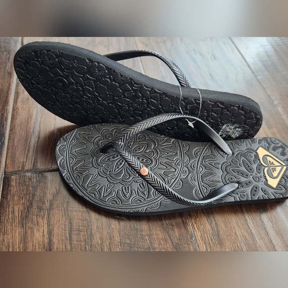 NWT Roxy Women's Antilles Flip Flop Sandal, size 8. New with tags. - Picture 7 of 7